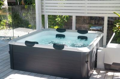 СПА-бассейн 180х180х65см "Oslo Aero Plus", квадратный,  гидромассаж, аэромассаж.(4 коробки A.B.C.D)